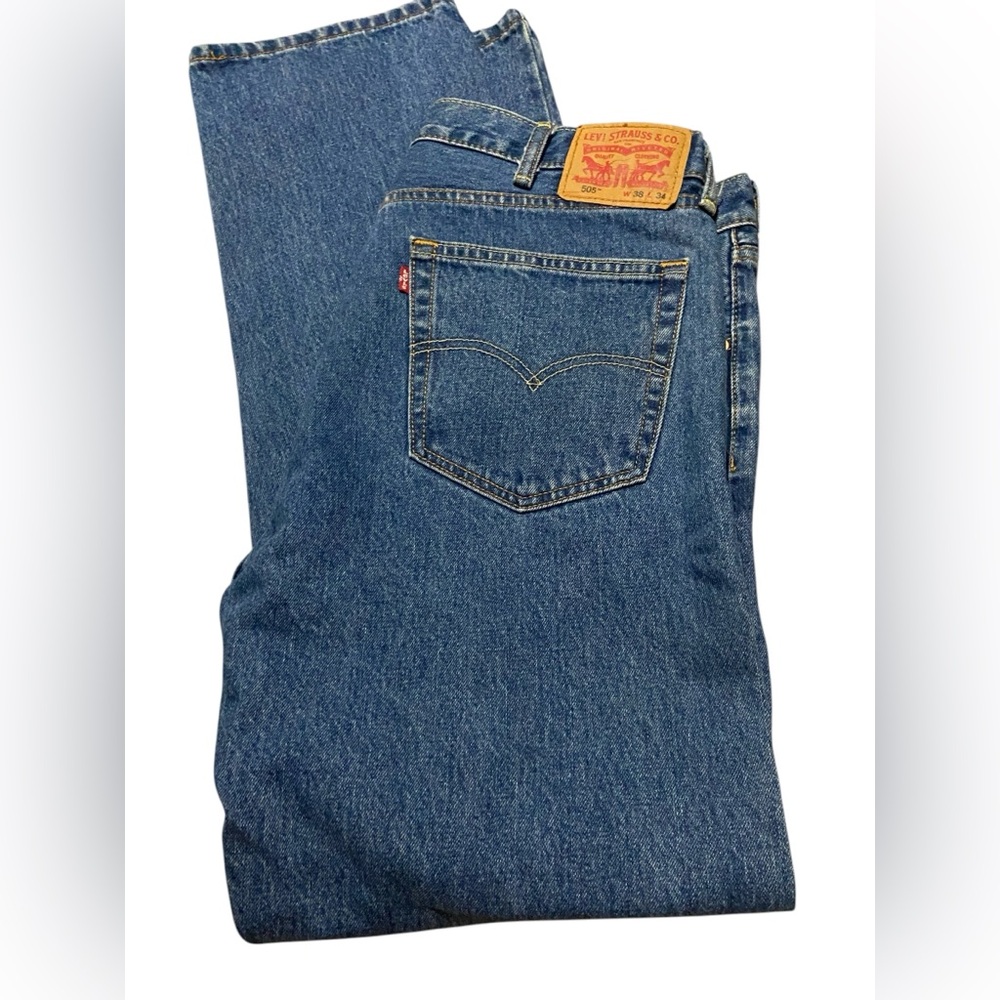 38x34 Levi jeans